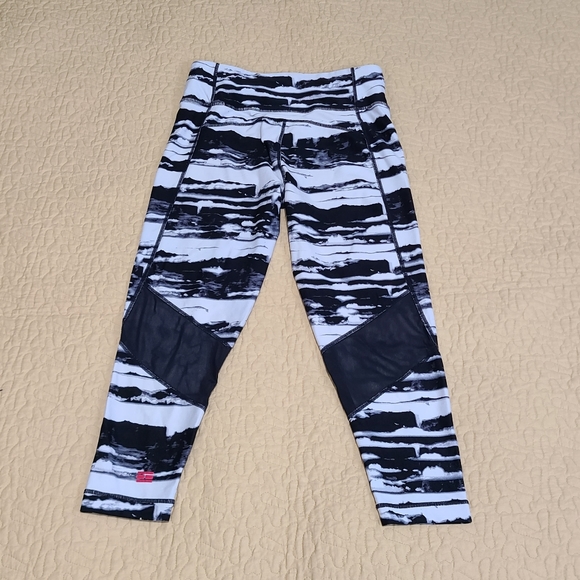 Tommy Hilfiger capri leggings size S - Picture 5 of 6